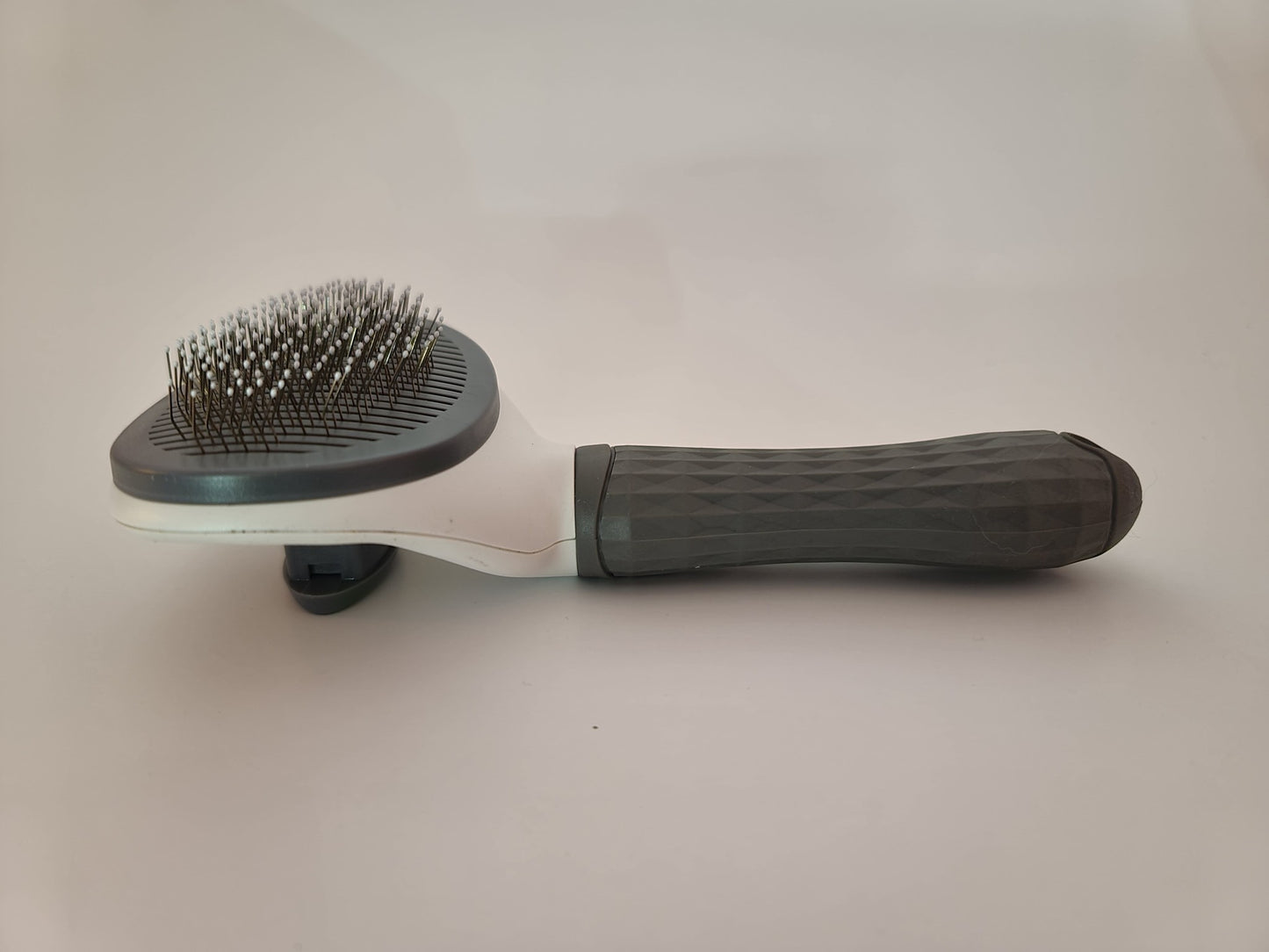 Whisker Wonder Brush